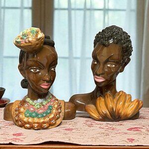Vintage 1950s Artistic Woman & Man Ciasa Mexico Bust Figurine Set